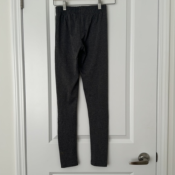 Gymshark Grey Leggings (XS) - Picture 2 of 3